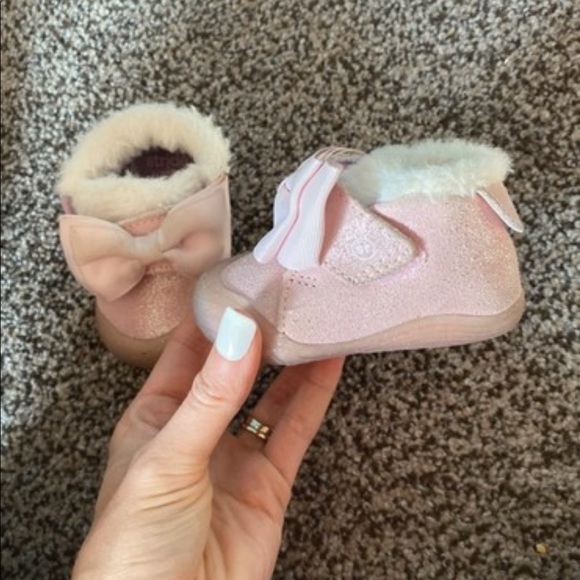 Stride Rite Shoes - Picture 3 of 5